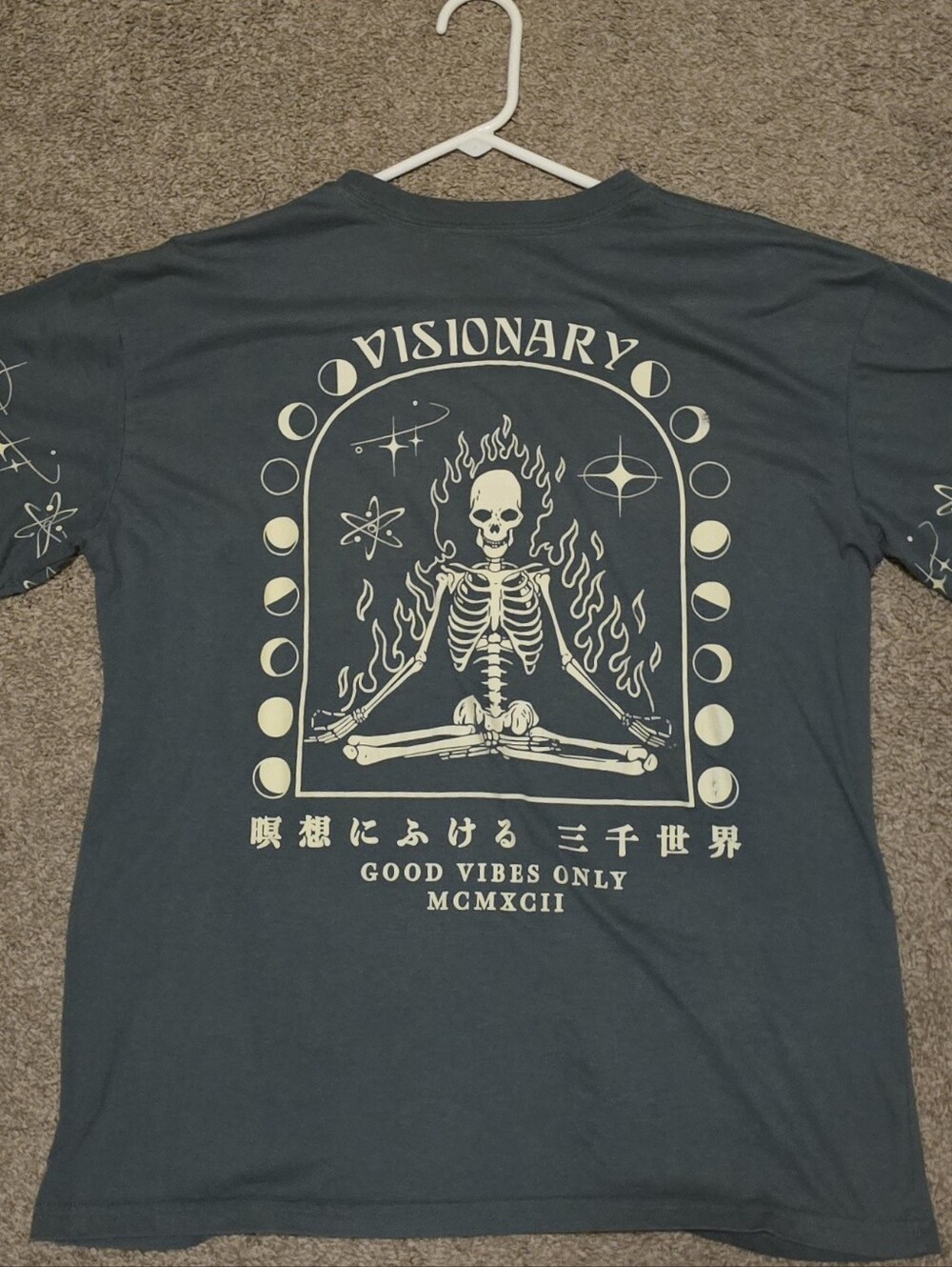 Unisex Graphic Tee - Green - Picture 3 of 6